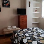 Apartamento De 2 Hab. Con Todo Lo Necesario. Apartmán