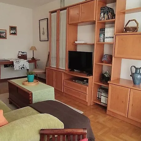 Apartamento De 2 Hab. Con Todo Lo Necesario. דירה גיחון